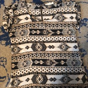 Good condition Aztec design flowy shirt